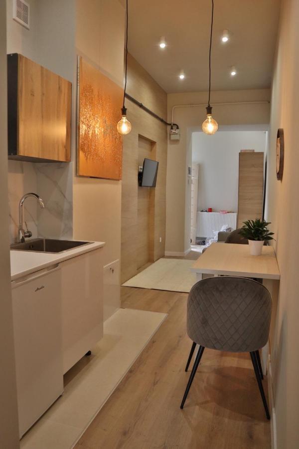 Квартира В Центрі На Вулиці Староєврейській 15А Біля Наливок Львова Exterior photo